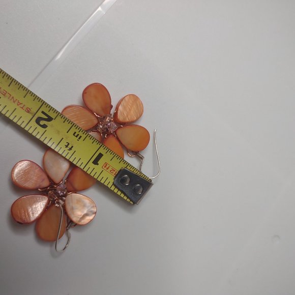 Flower Shaped Shell Earrings With 925 Hooks - Picture 12 of 13